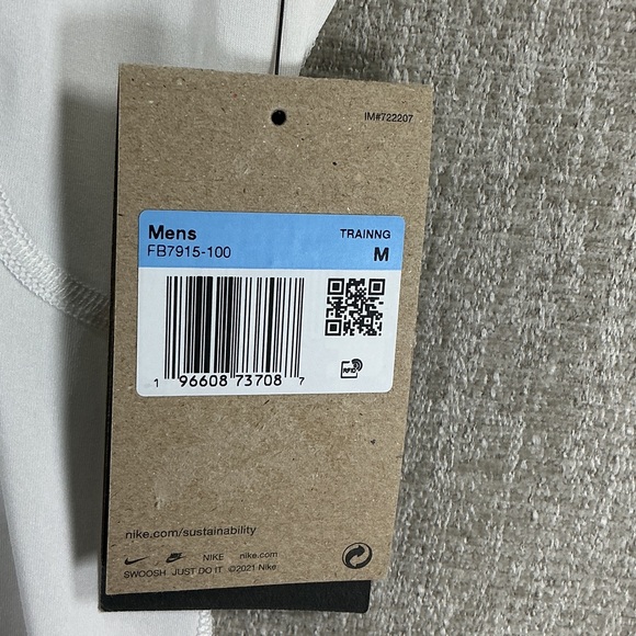 Nike Pro Men’s White Sleeveless Training Top Size Medium NWT - Picture 3 of 7